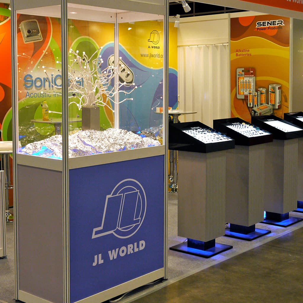 JL World exhibition stand presenting SoniCrest™ acoustic components and Sener™ power products